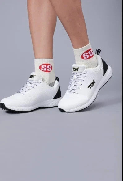 TON White And Black Cricket Shoes