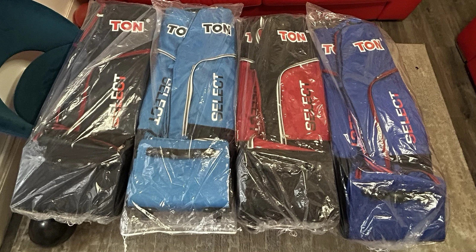 TON Select Duffle Cricket Kit Bag – Pro Quality, 2 Bat Pockets-Pro Player Design