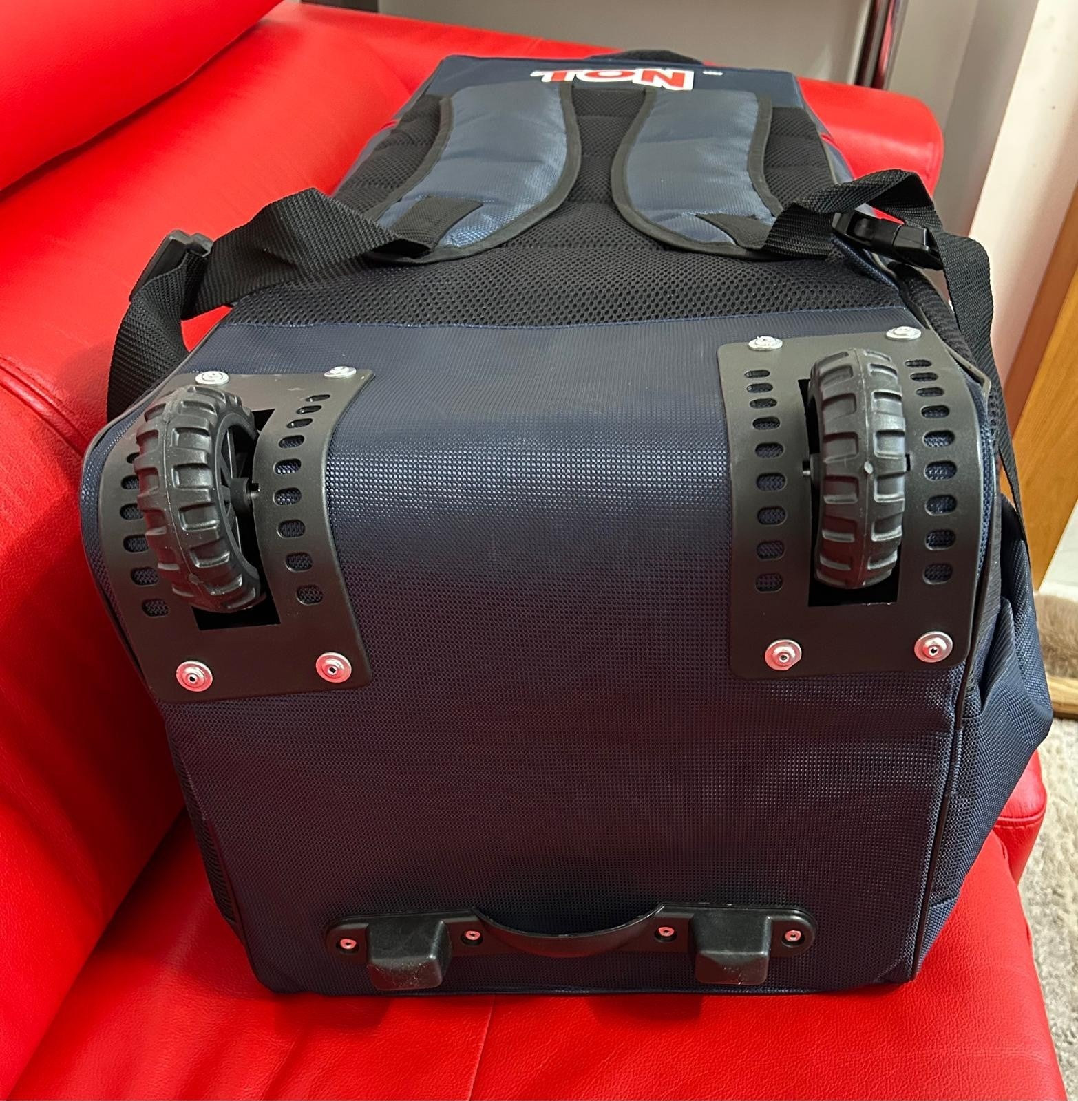 SS TON Select Duffle Cricket Kit Bag – Pro Quality, Pro Player Design With Wheel