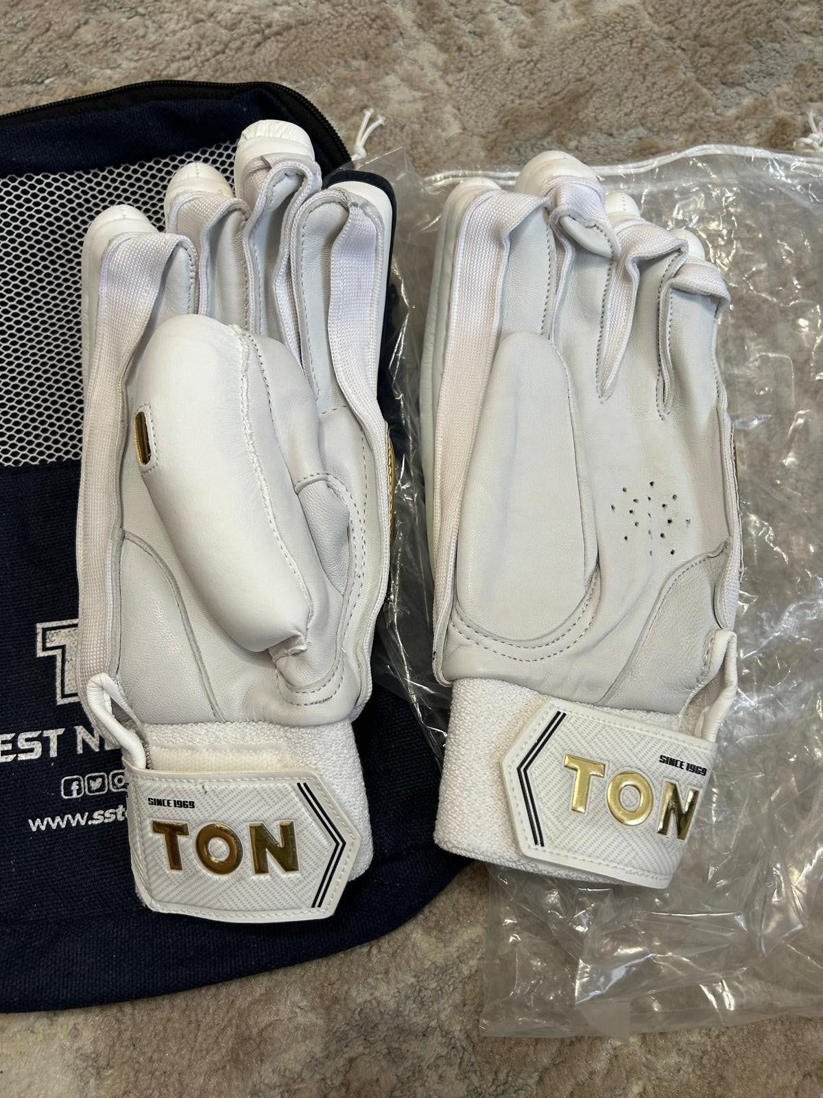 TON Player, Blue Label & Gold Edition Batting Gloves – Pro Quality 2026
