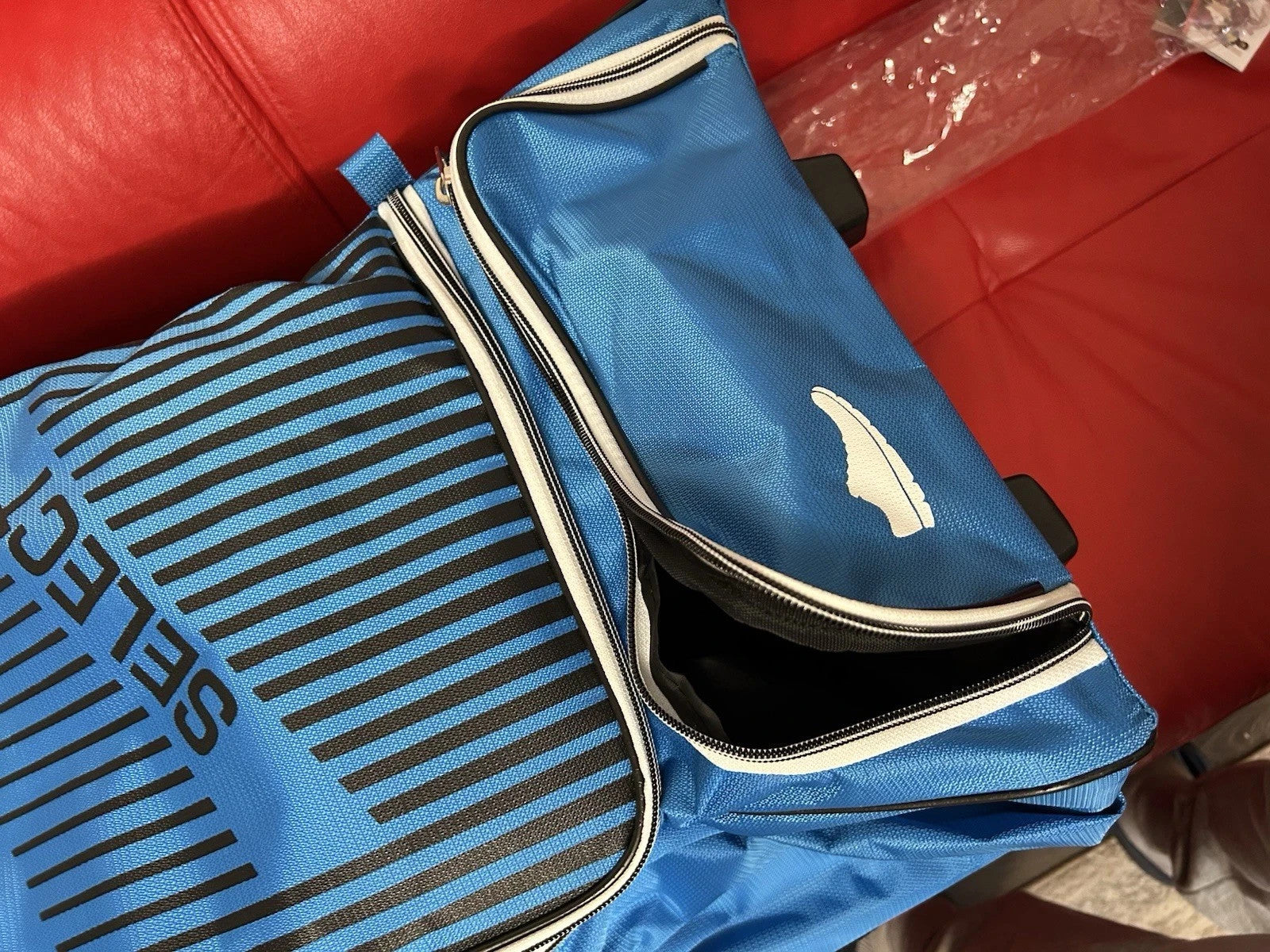 TON Select Duffle Cricket Kit Bag – Pro Quality, 2 Bat Pockets-Pro Player Design