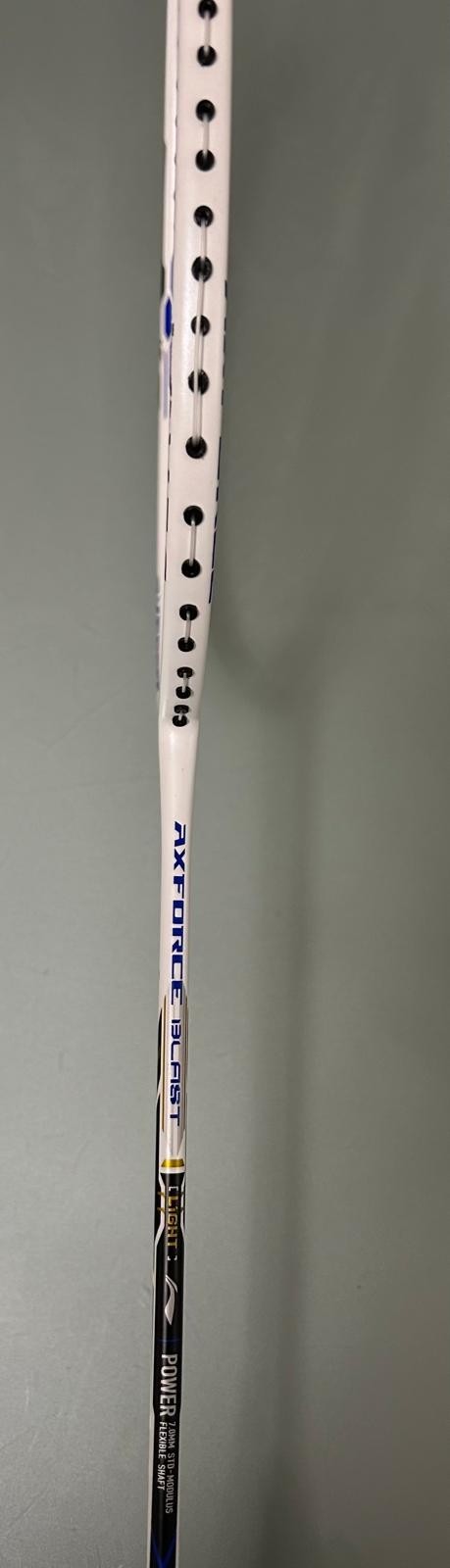 Li-Ning Axforce Blast Strung Professional Badminton Racket – 4U, White/Blue Sapp
