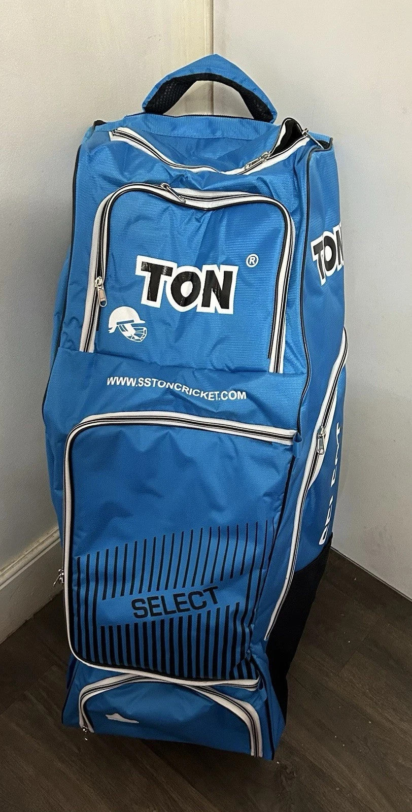 TON Select Duffle Cricket Kit Bag – Pro Quality, 2 Bat Pockets-Pro Player Design