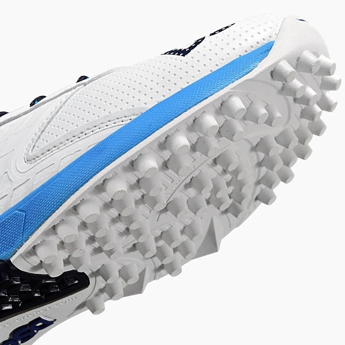 2026 DSC Cricket Unisex Jaffa 22 Rubber Sole Shoes White / Blue - Free P&P