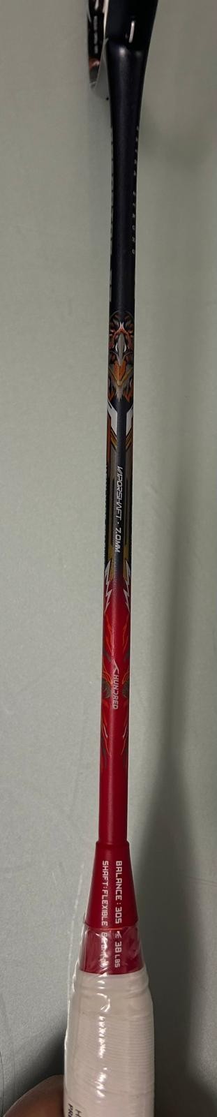 Hundred Predator 82 Extra Strong Graphite Badminton Racket Max Tension : ≤38 |4U