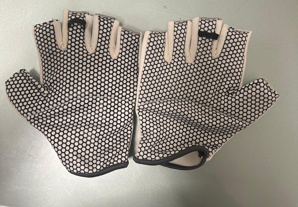 Tynor Pro Fielding Gloves 🏏 Durable, Comfortable & Secure Fit for Cricket